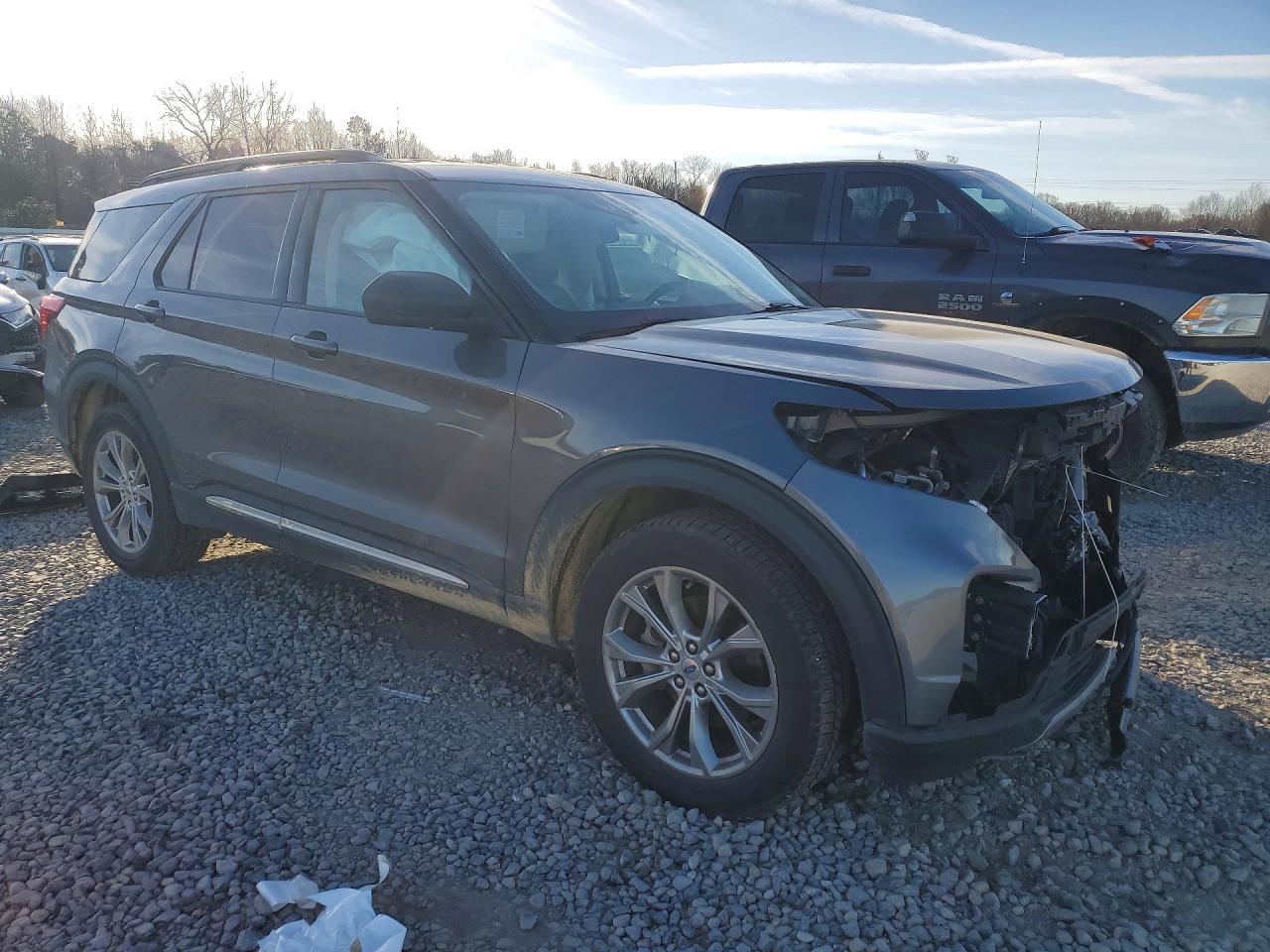 2021 FORD EXPLORER XLT photo 7