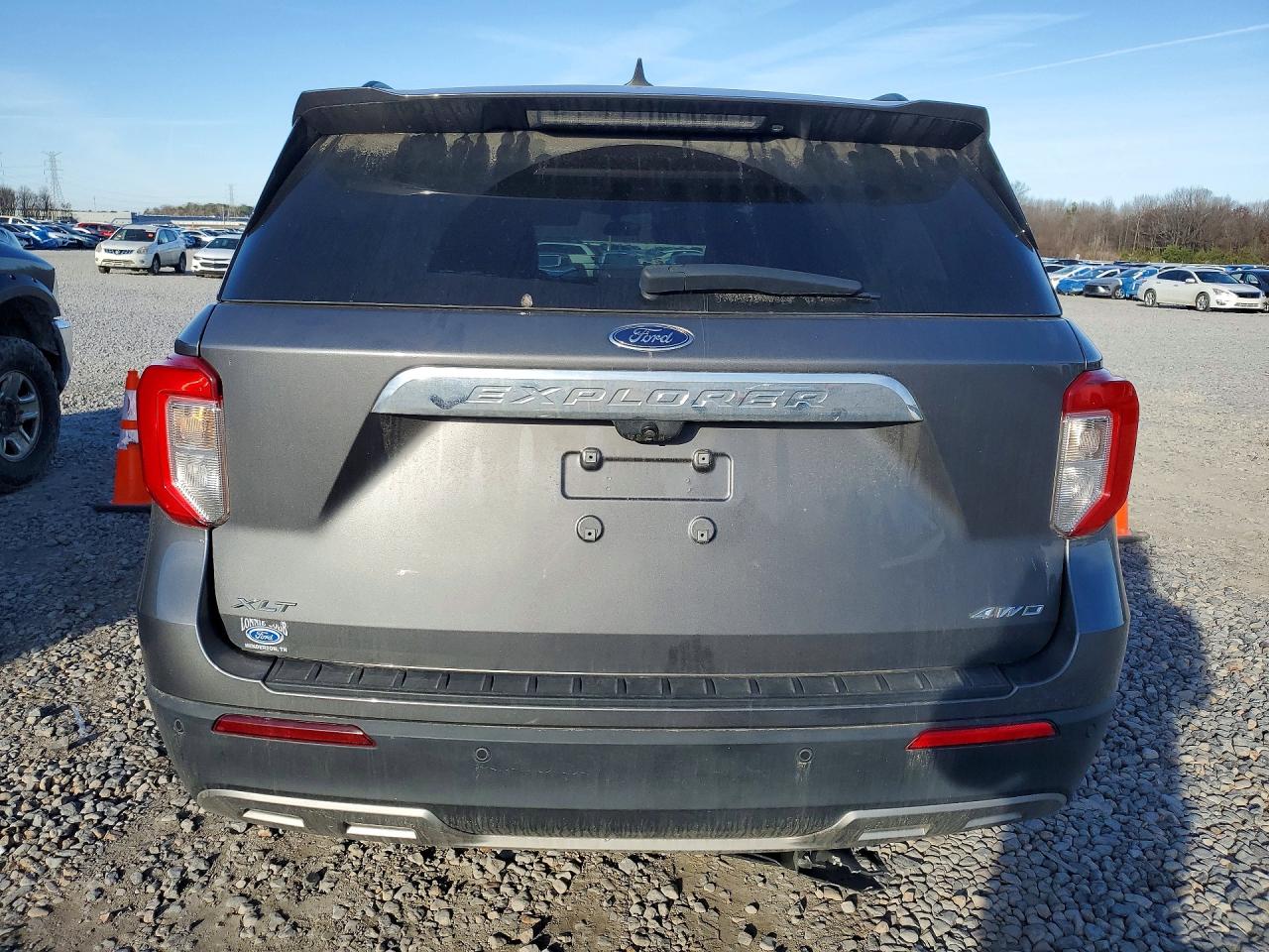 2021 FORD EXPLORER XLT photo 11