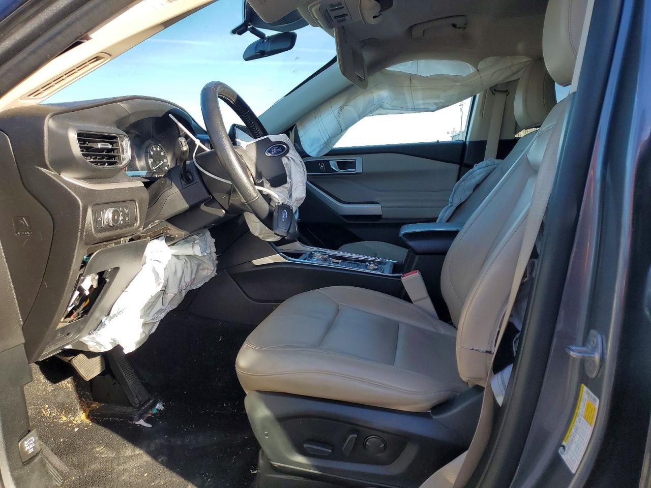 2021 FORD EXPLORER XLT photo 13