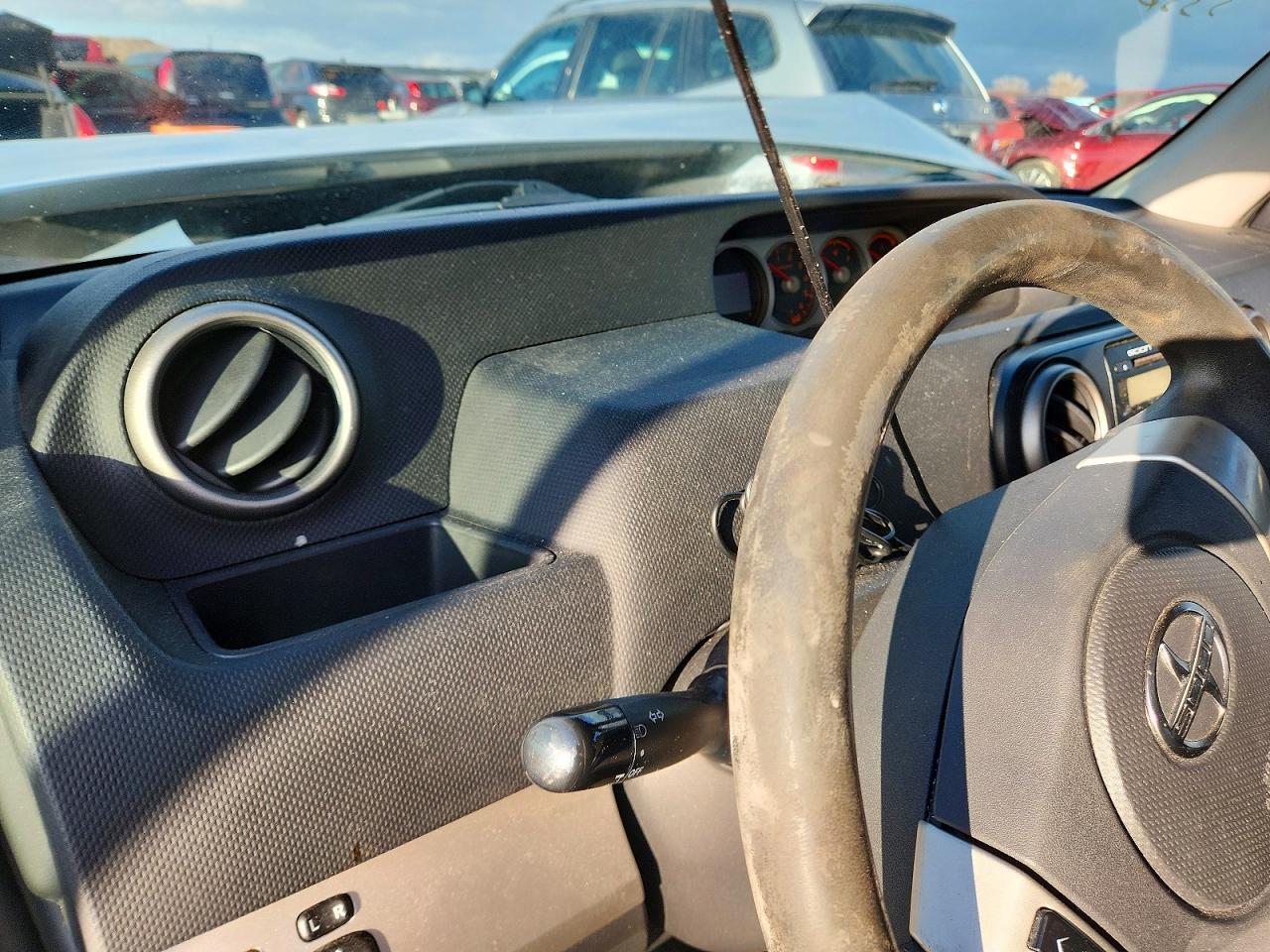 2008 TOYOTA SCION XB photo 9
