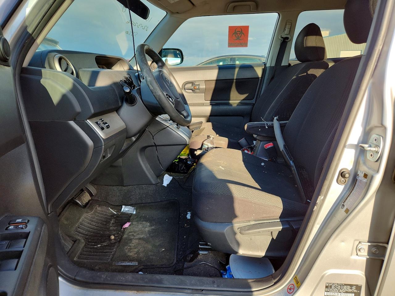 2008 TOYOTA SCION XB photo 7