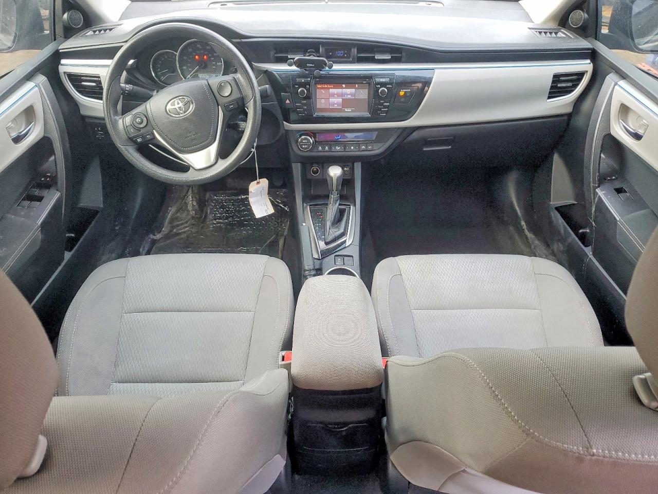 2016 TOYOTA COROLLA LE photo 8