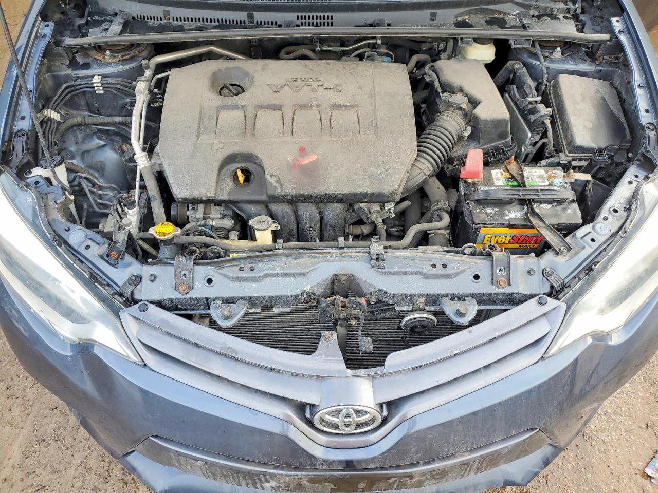 2016 TOYOTA COROLLA LE photo 11