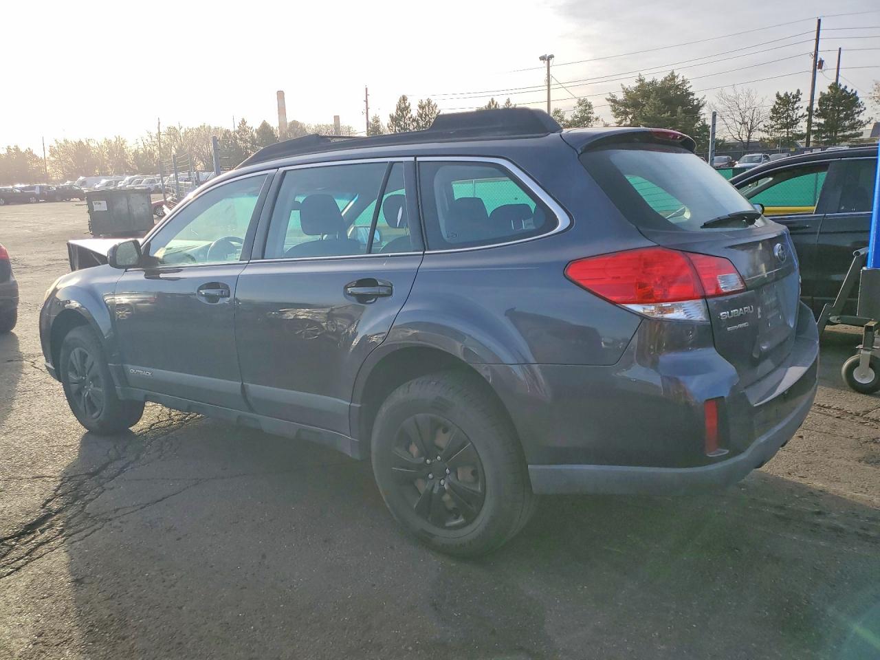 2012 SUBARU OUTBACK 2.5I photo 2