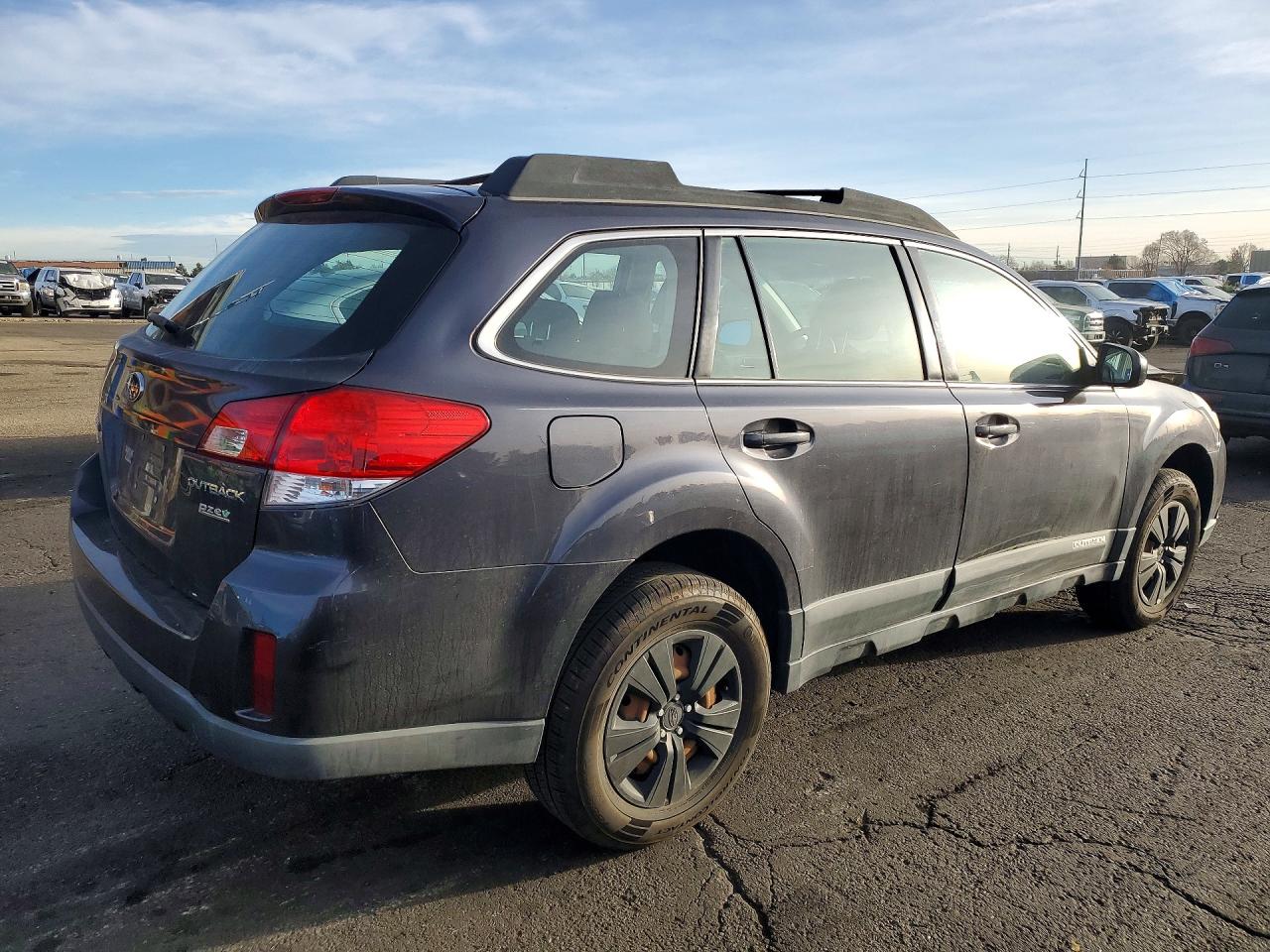 2012 SUBARU OUTBACK 2.5I photo 3