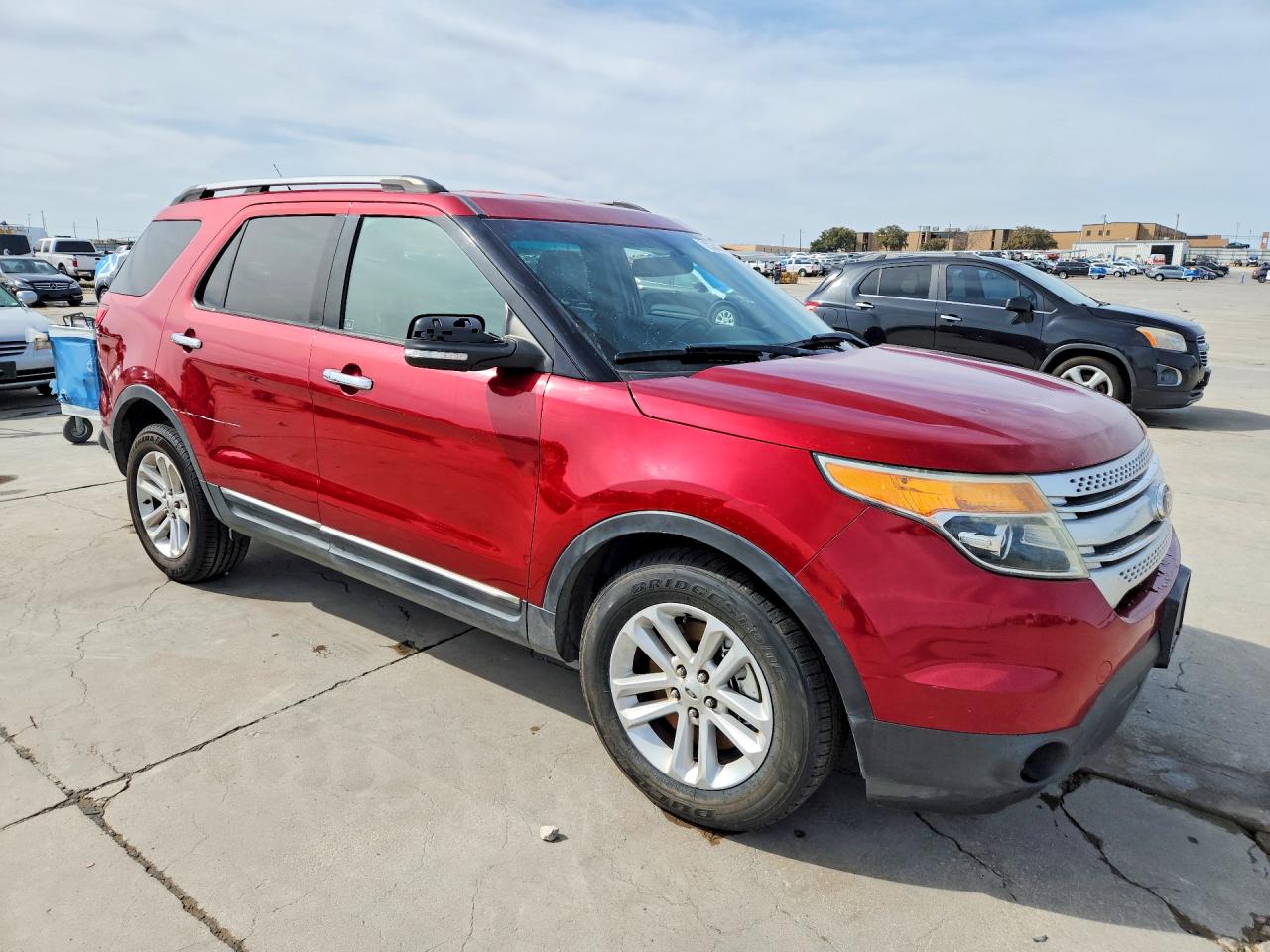 2014 FORD EXPLORER XLT photo 4