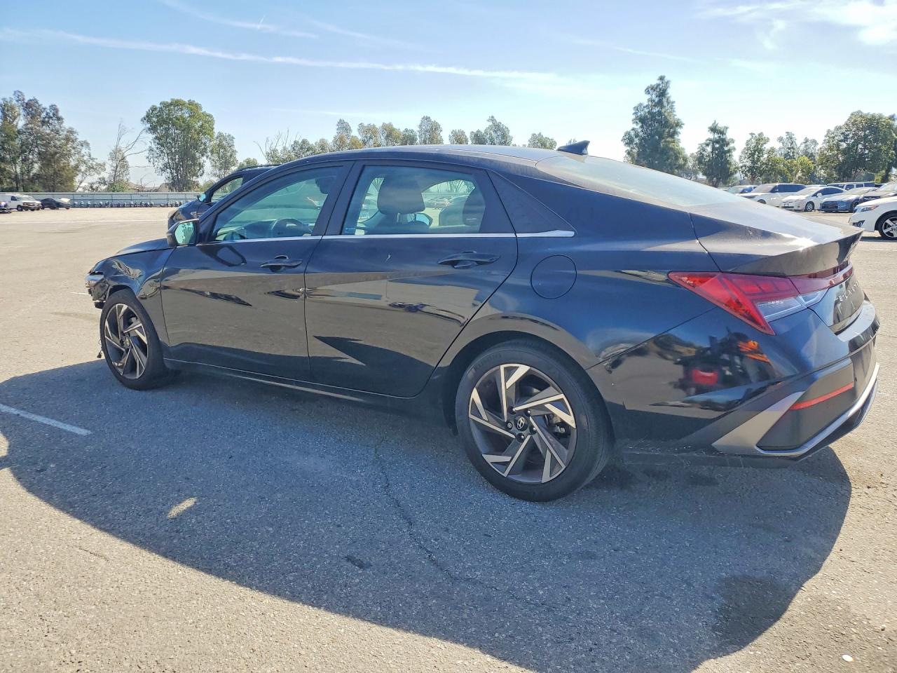 2024 HYUNDAI ELANTRA LIMITED photo 2