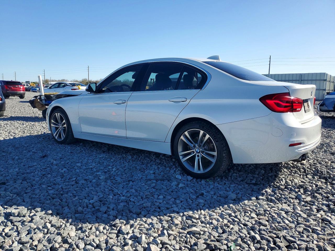 2017 BMW 330 I photo 5