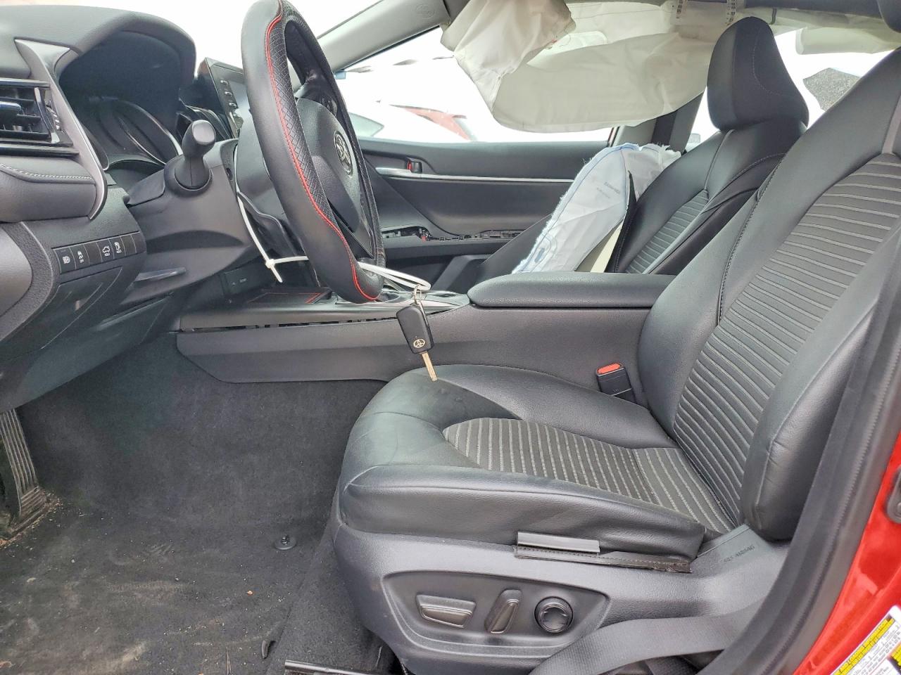 2023 TOYOTA CAMRY SE photo 7