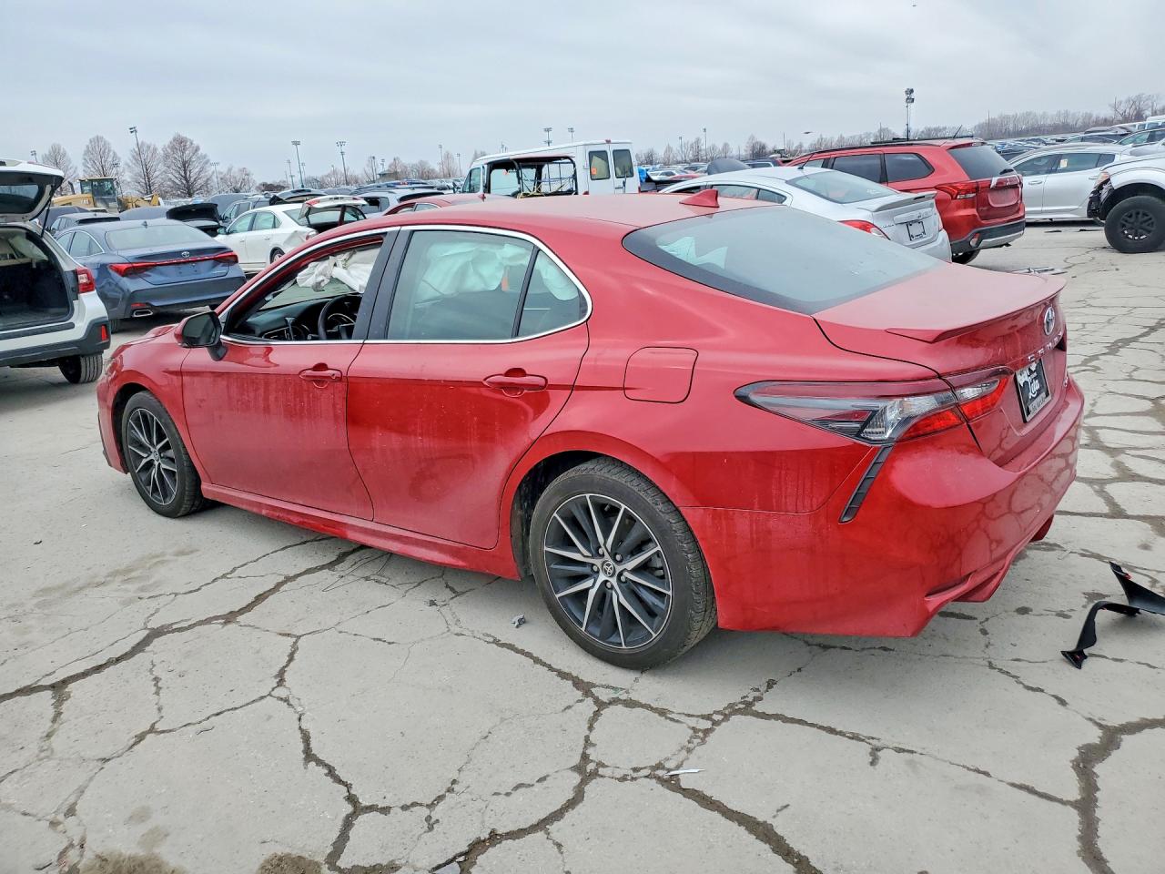 2023 TOYOTA CAMRY SE photo 2
