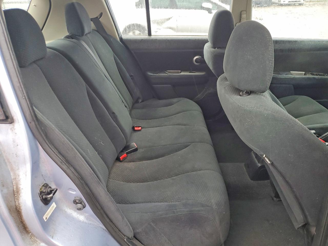 2012 NISSAN VERSA S photo 19