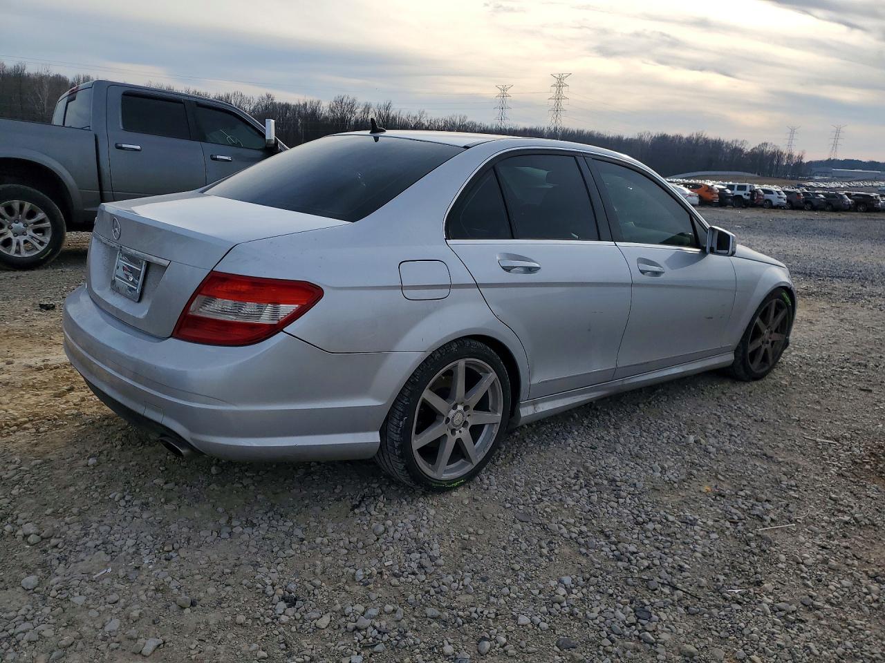 2011 MERCEDES-BENZ C 300 photo 7