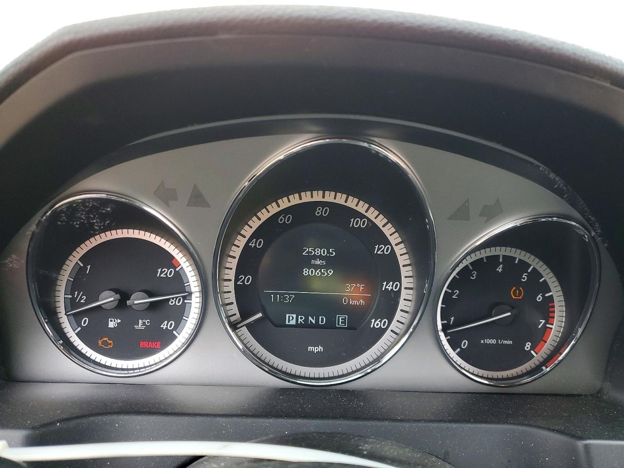 2011 MERCEDES-BENZ C 300 photo 25