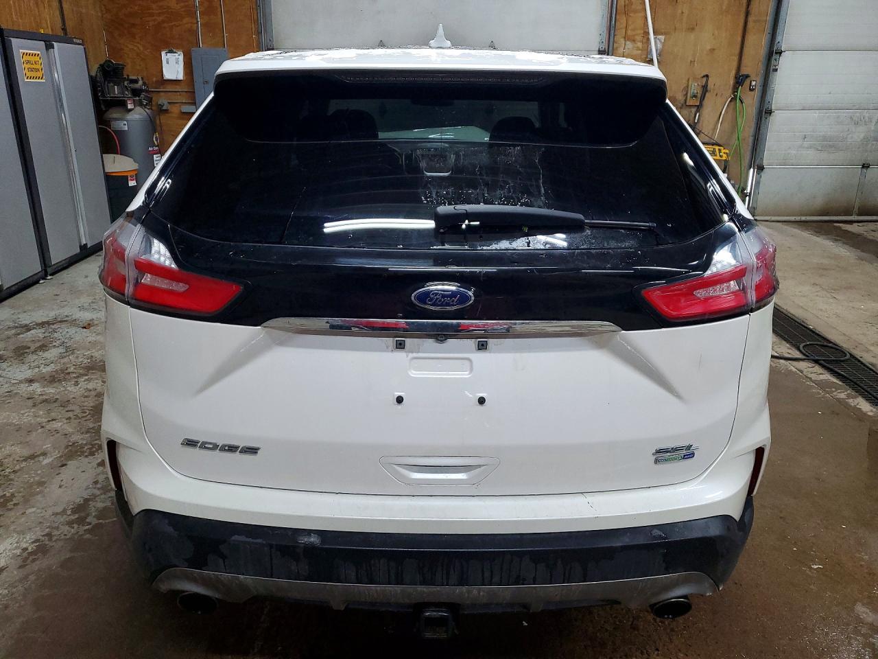 2019 FORD EDGE SEL photo 11