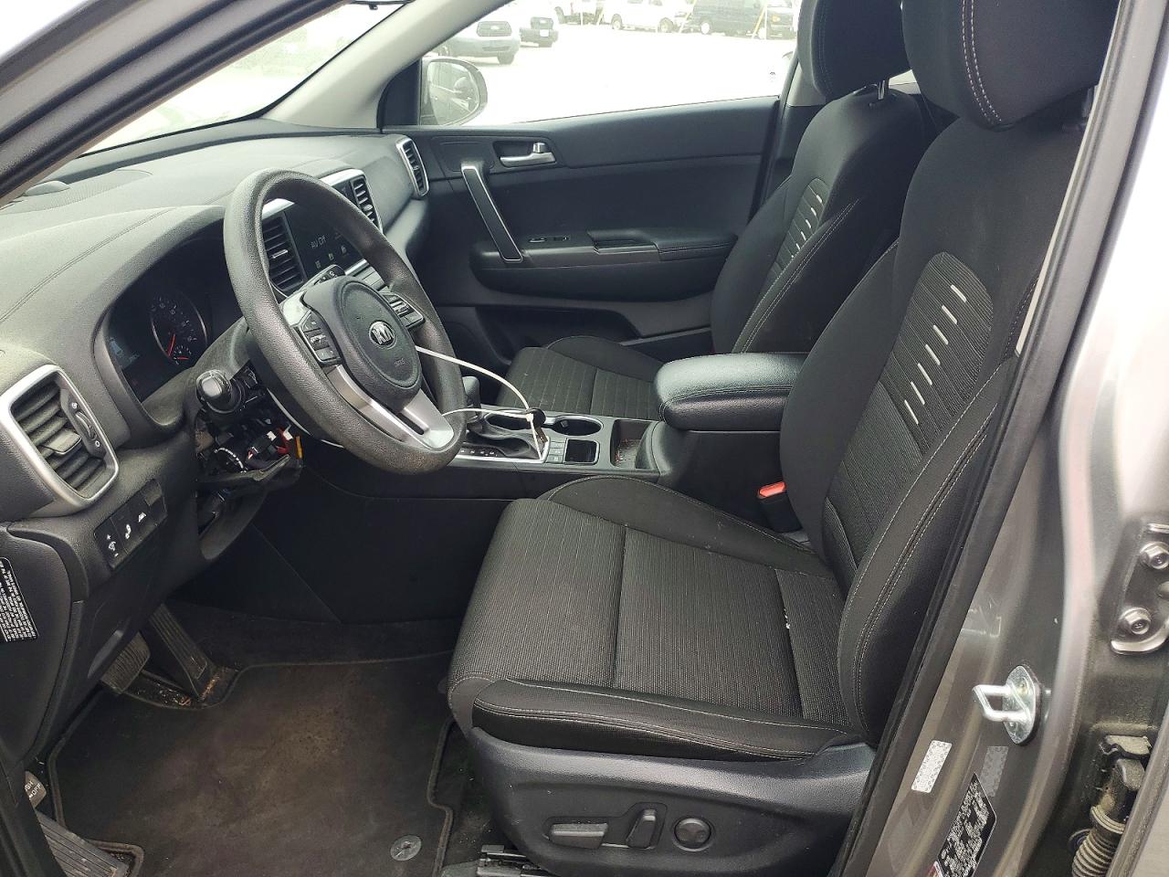 2021 KIA SPORTAGE LX photo 7