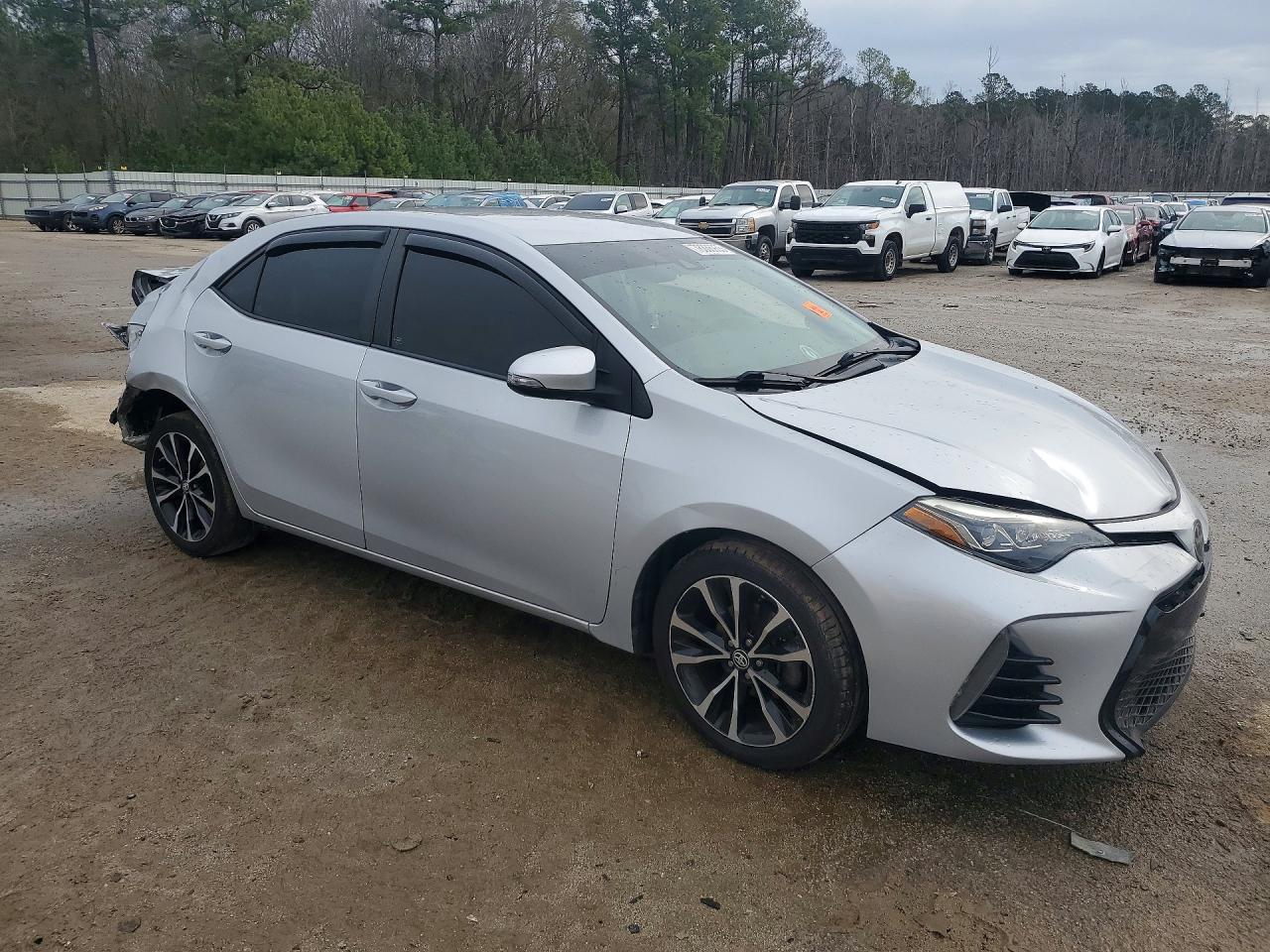 2017 TOYOTA COROLLA L photo 10
