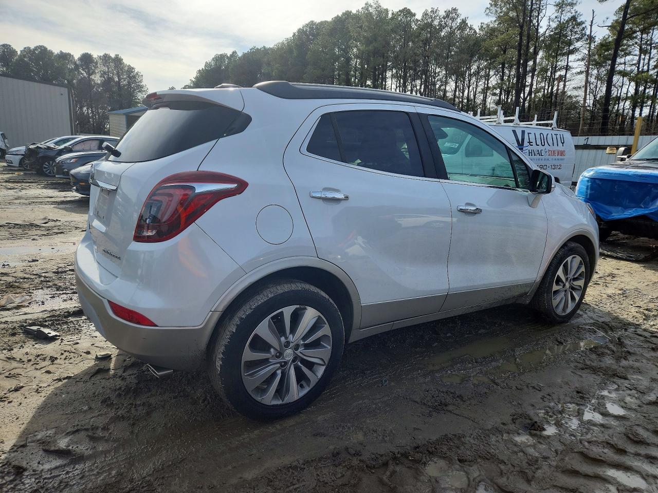 2017 BUICK ENCORE PREFERRED photo 3