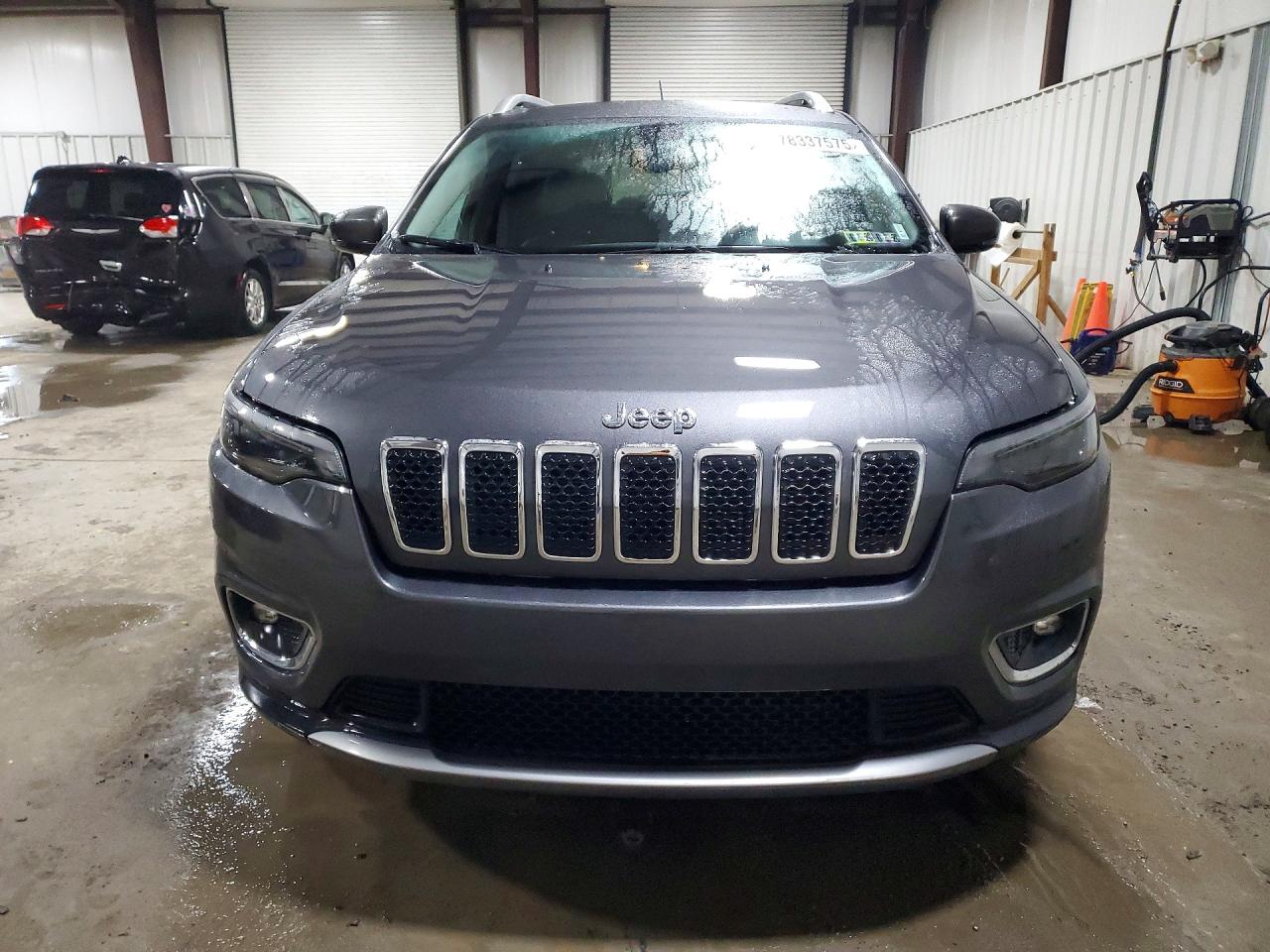 2019 JEEP CHEROKEE LIMITED photo 5