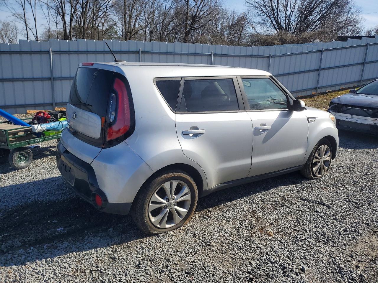2016 KIA SOUL + photo 5