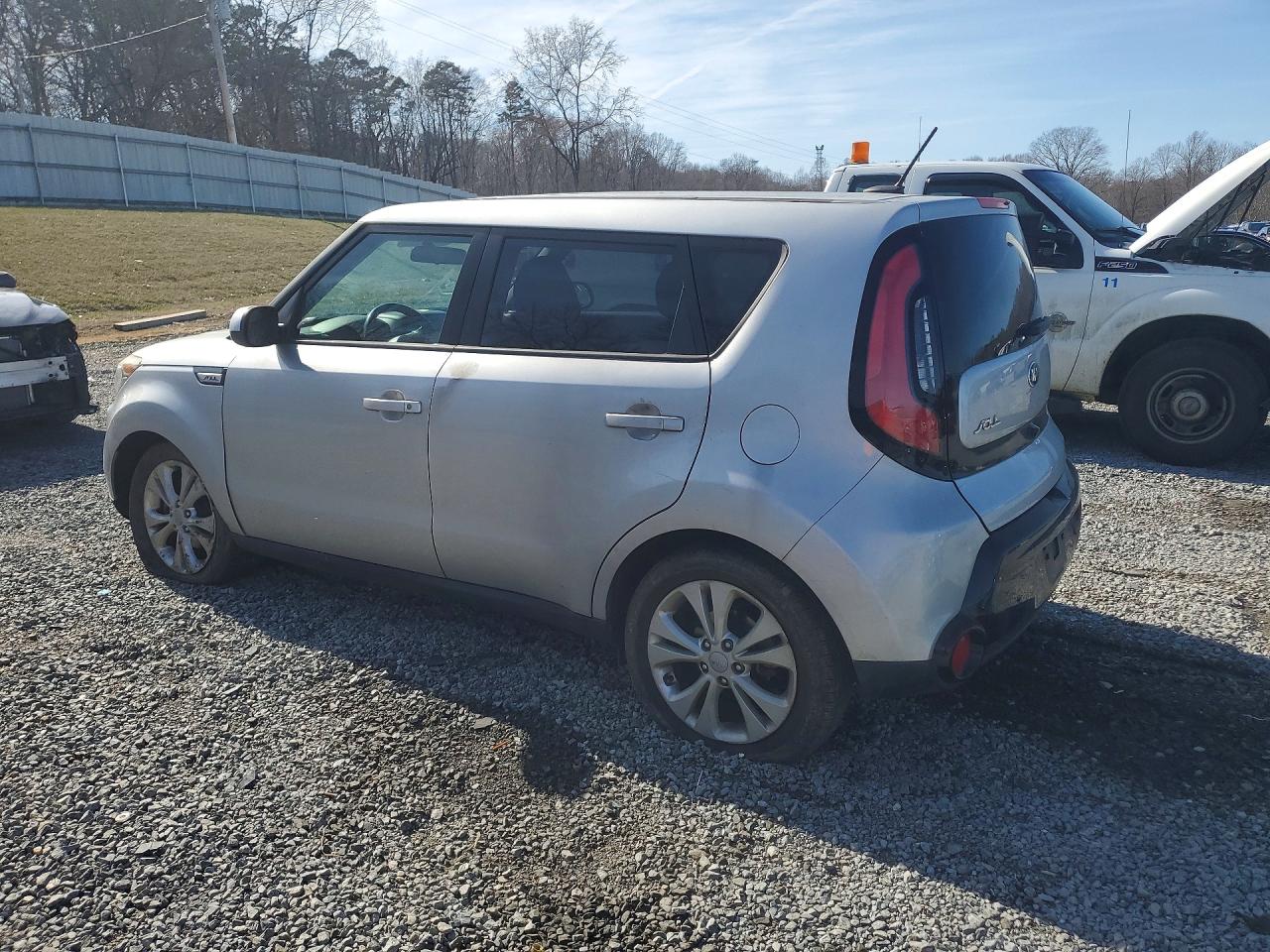 2016 KIA SOUL + photo 3