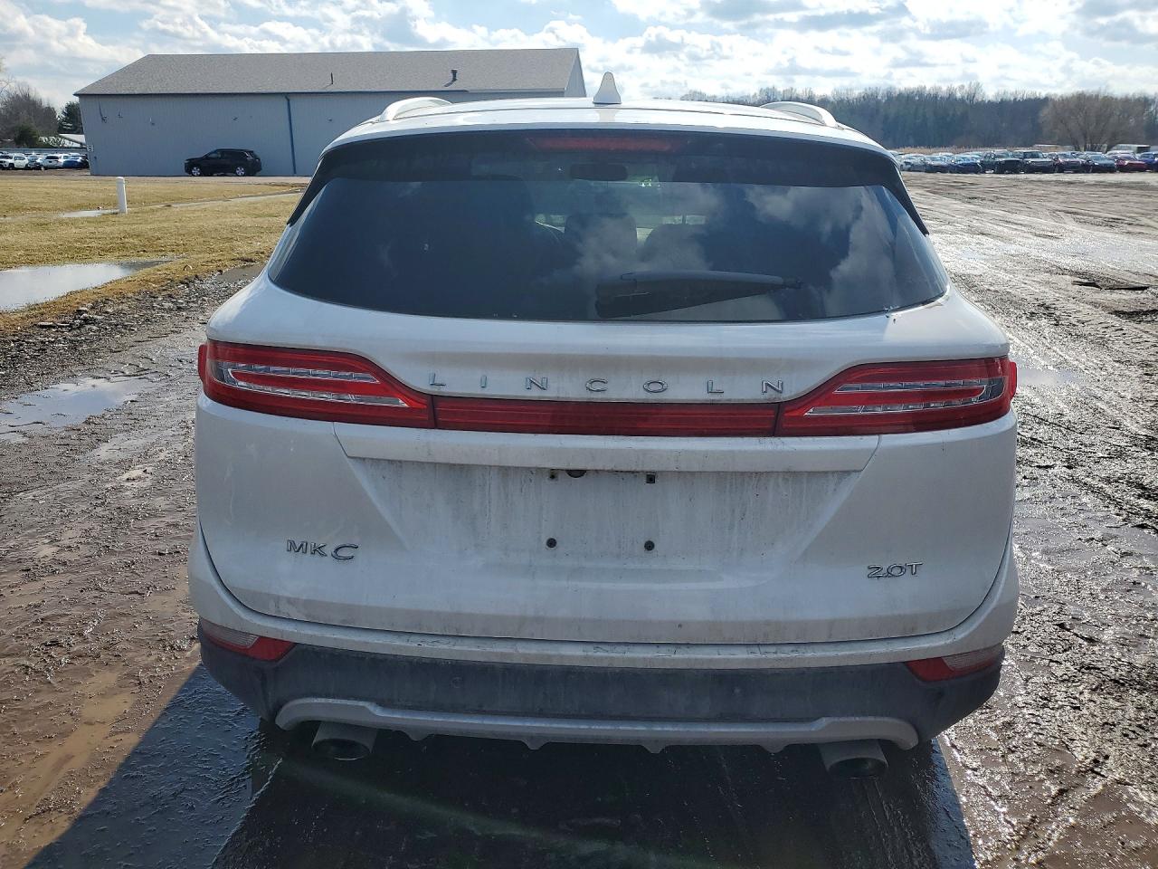 2017 LINCOLN MKC PREMIERE photo 16
