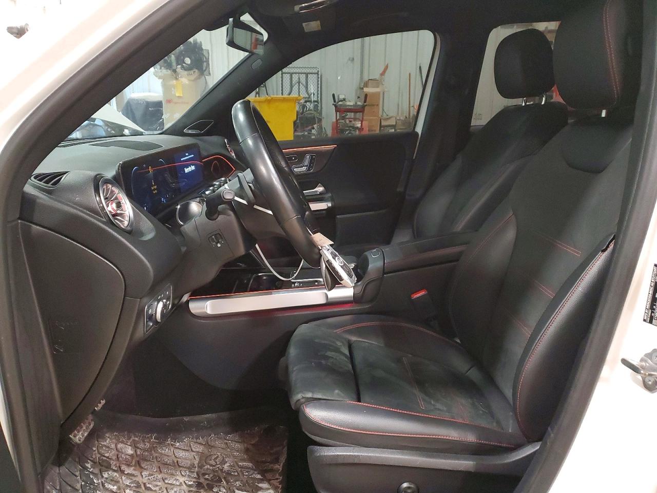 2021 MERCEDES-BENZ GLB 250 4MATIC photo 7