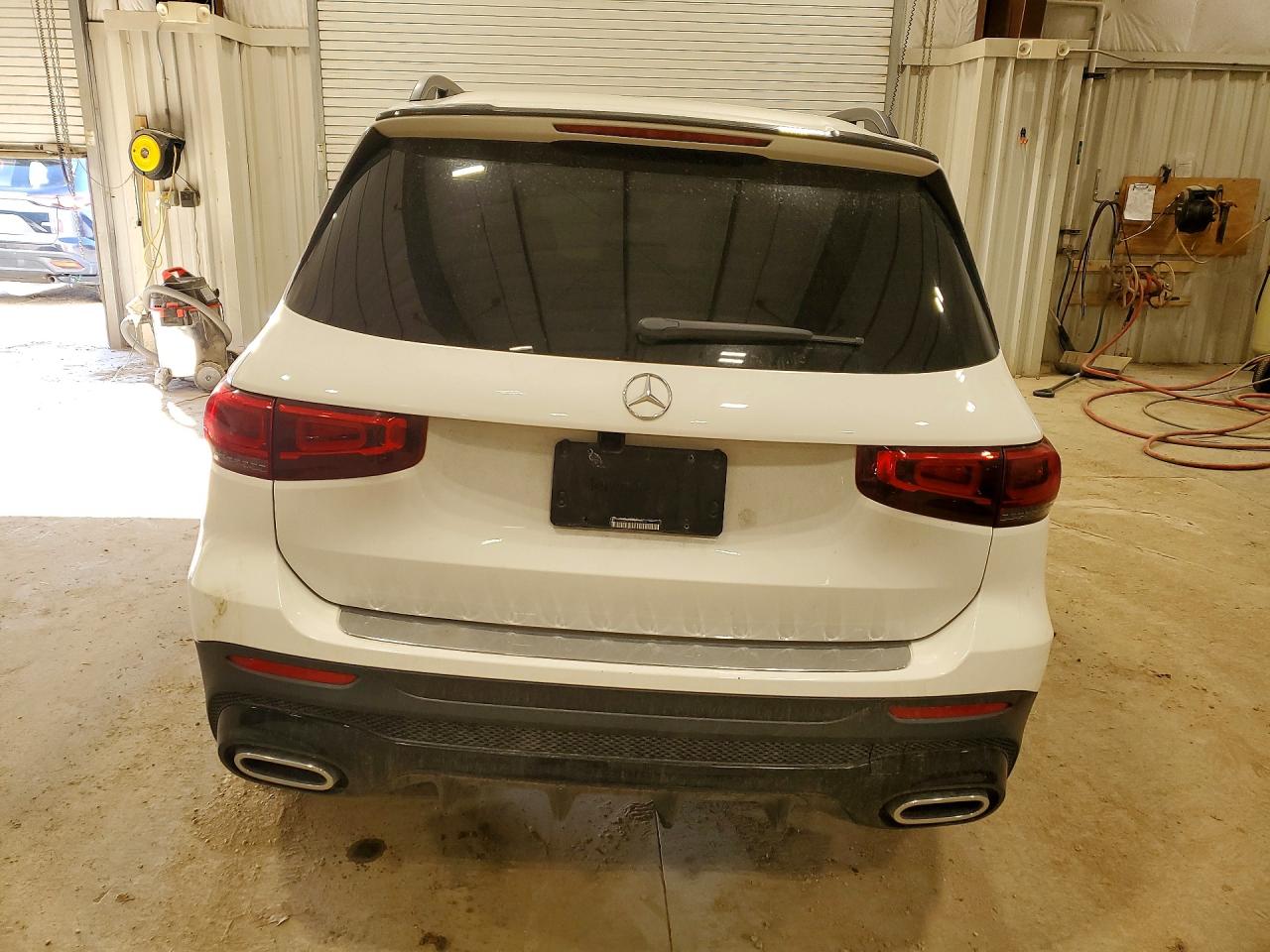 2021 MERCEDES-BENZ GLB 250 4MATIC photo 6