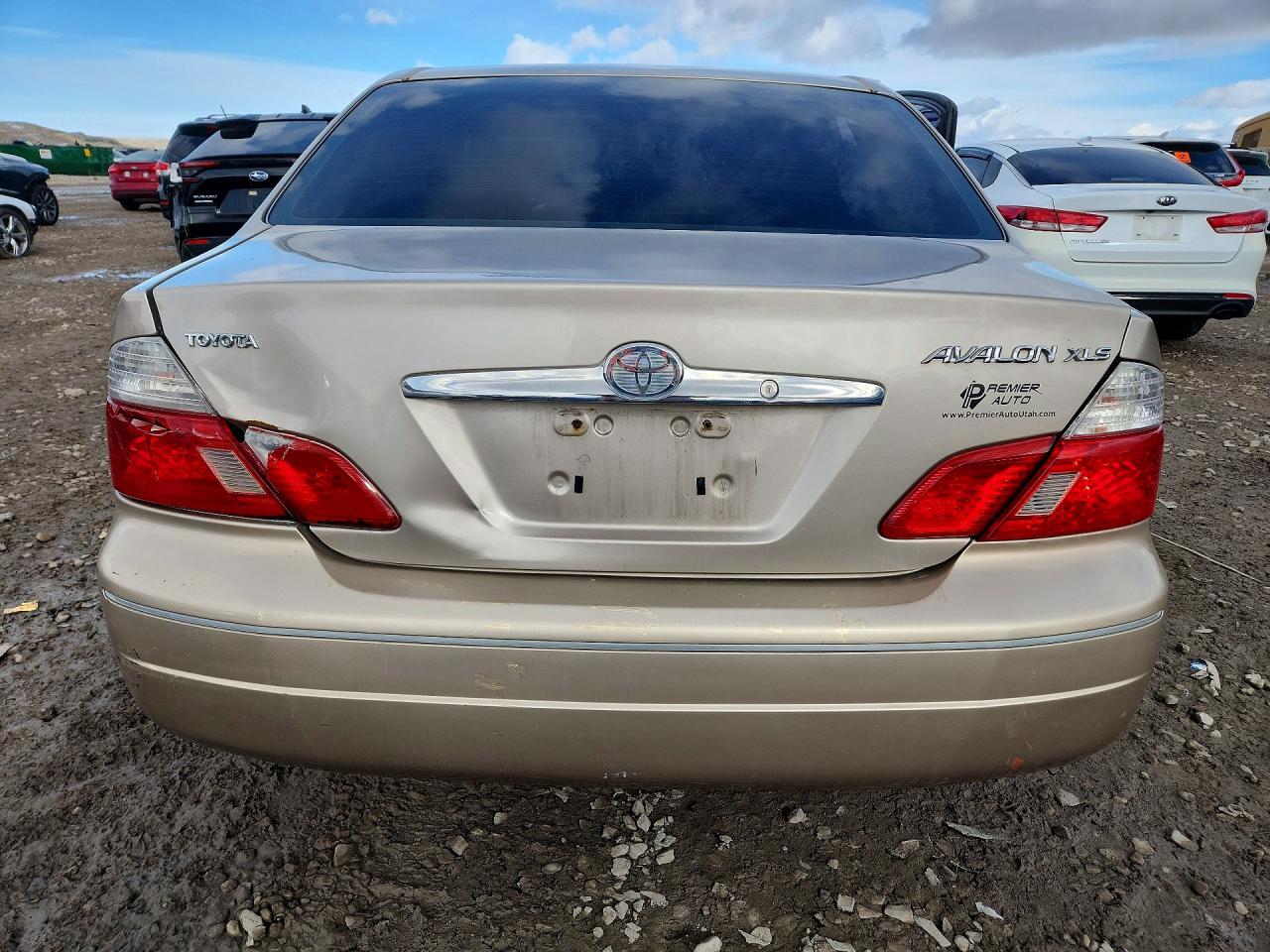 2004 TOYOTA AVALON XLS photo 6