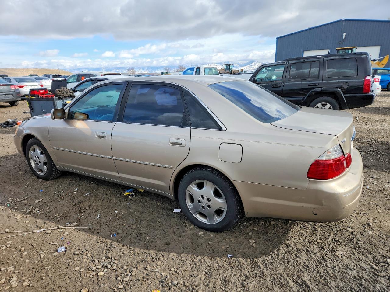 2004 TOYOTA AVALON XLS photo 2