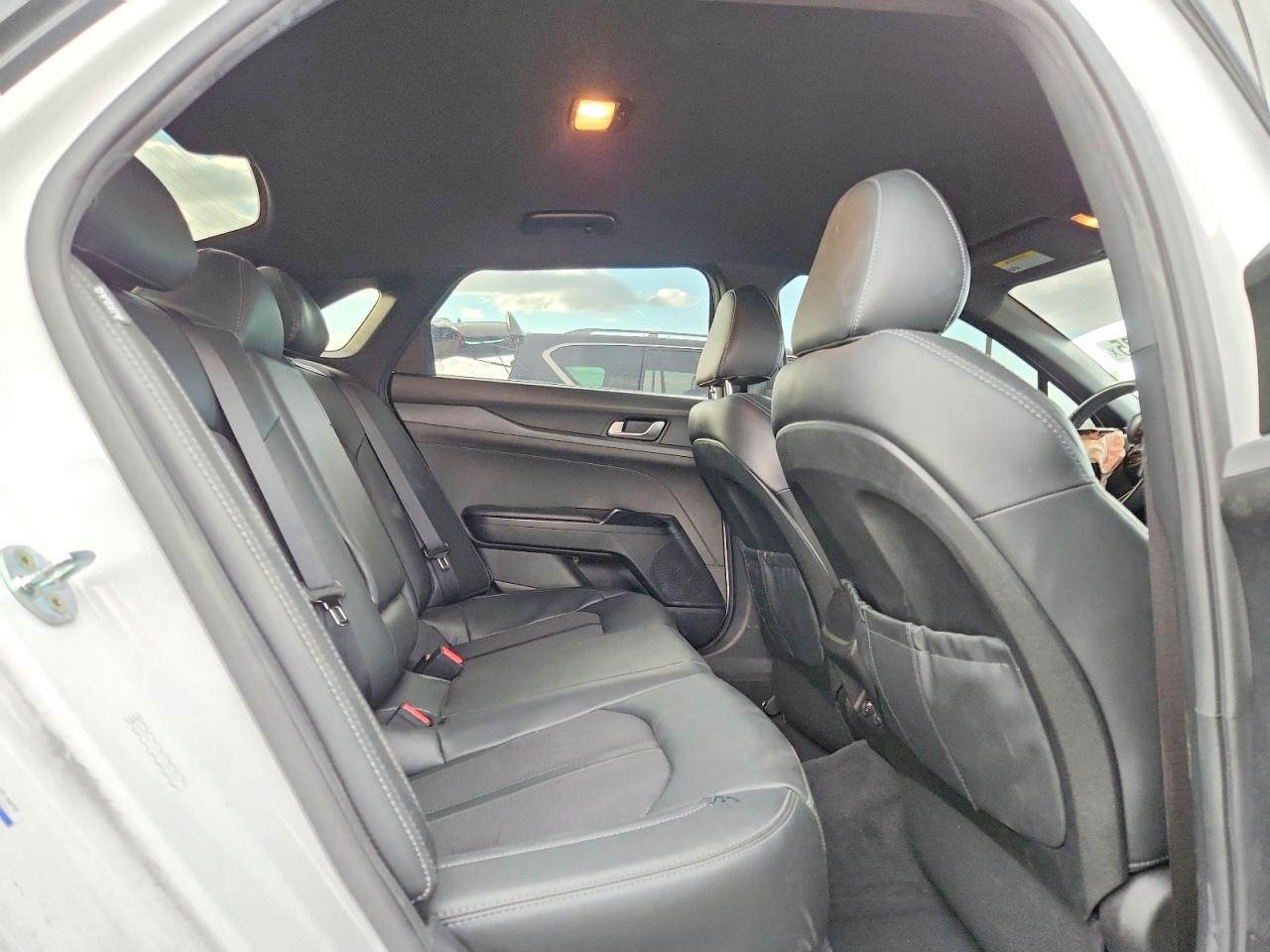 2023 KIA K5 GT-LINE photo 10