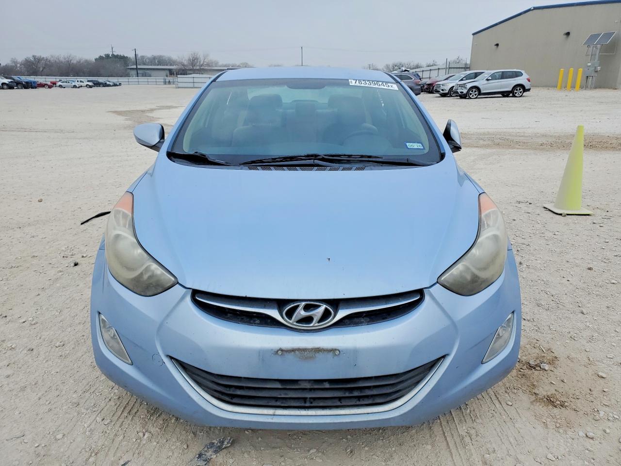 2013 HYUNDAI ELANTRA GLS photo 9