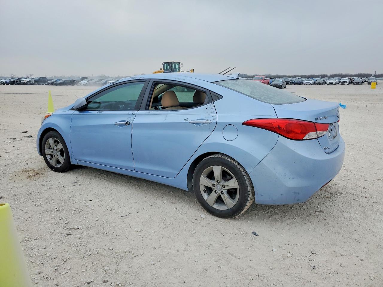 2013 HYUNDAI ELANTRA GLS photo 3