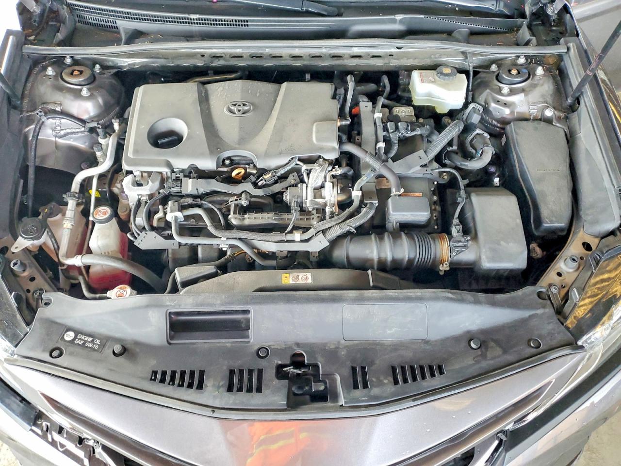 2020 TOYOTA CAMRY SE photo 11