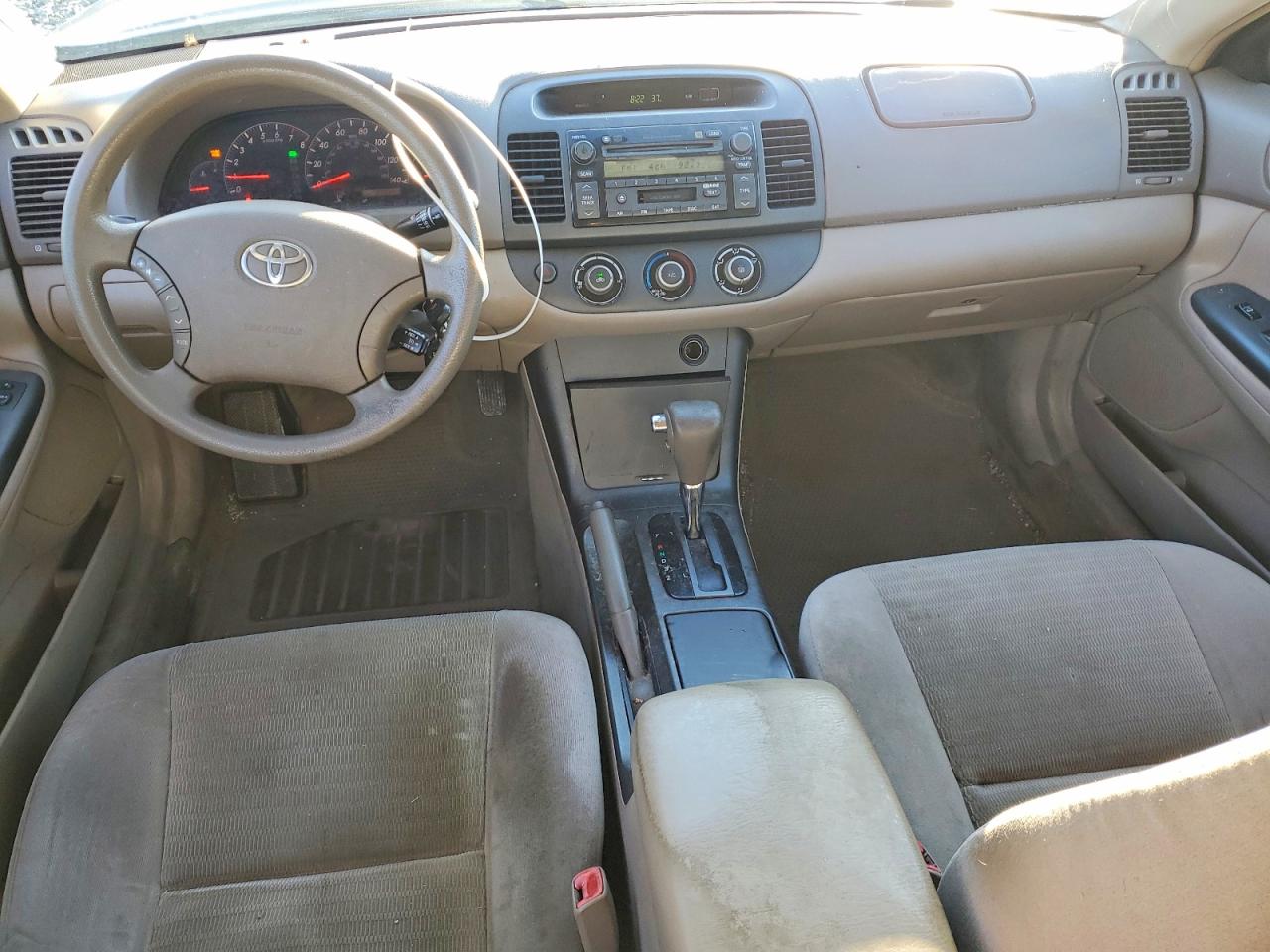 2005 TOYOTA CAMRY LE photo 8