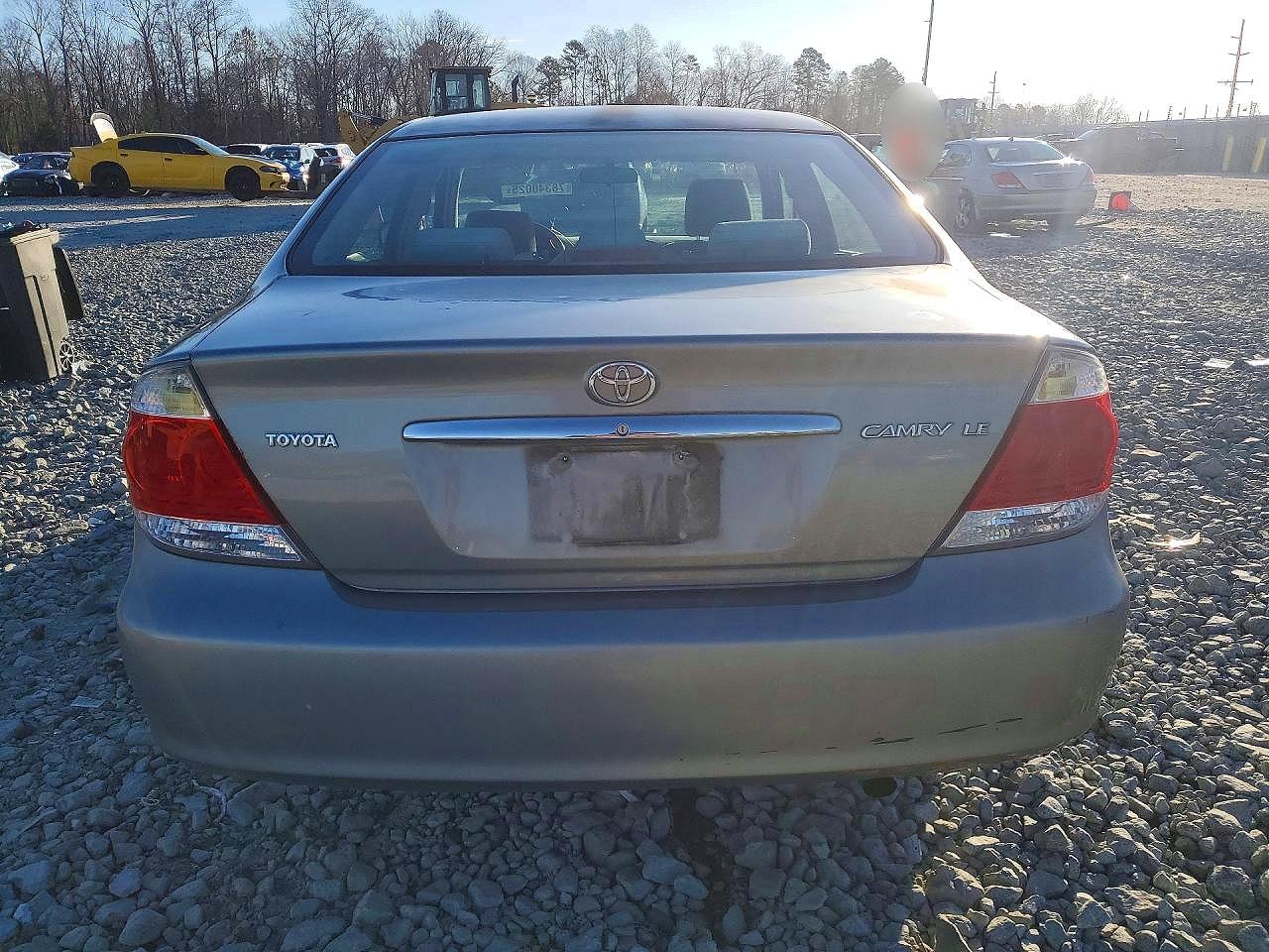 2005 TOYOTA CAMRY LE photo 6