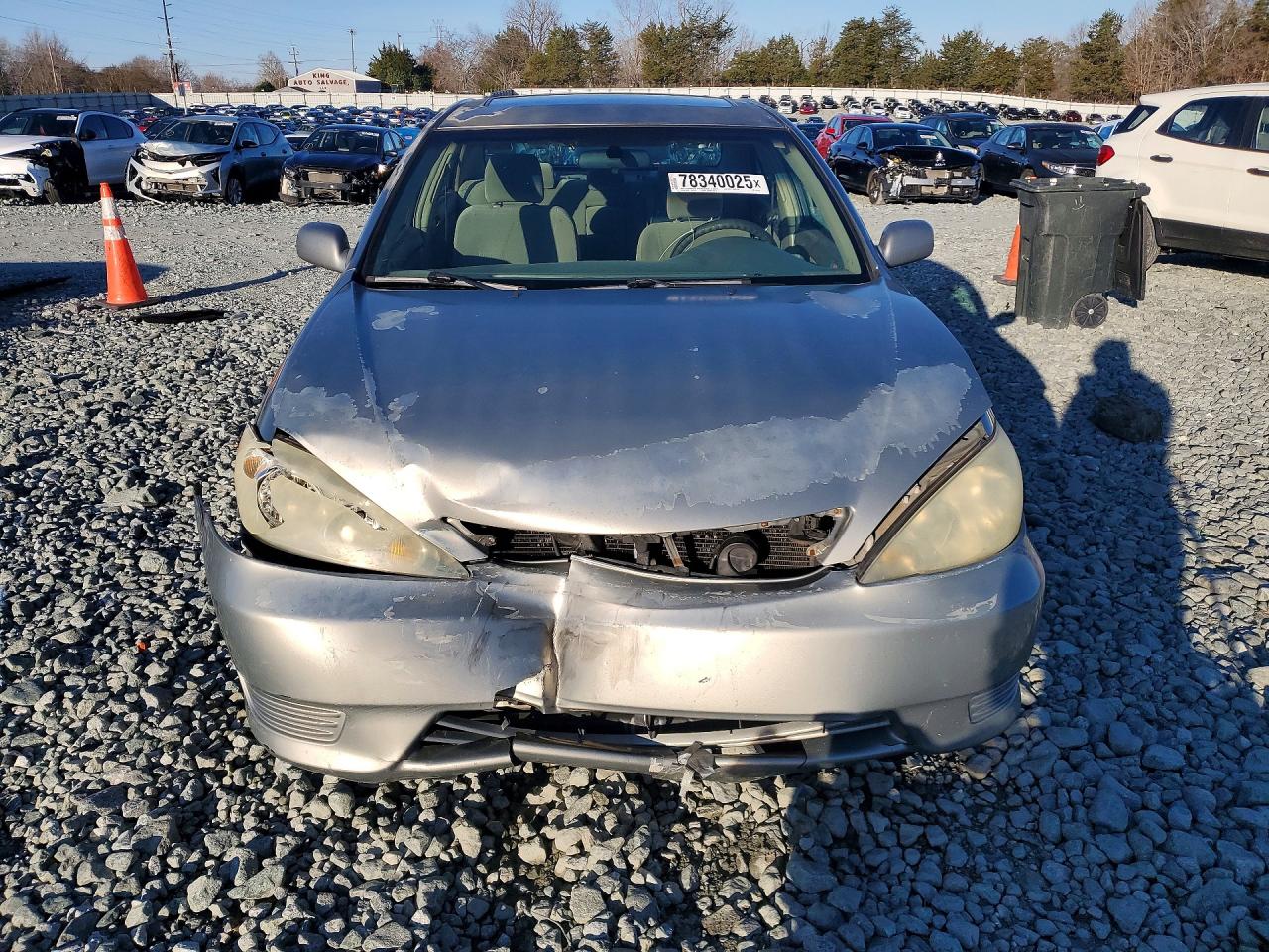 2005 TOYOTA CAMRY LE photo 5