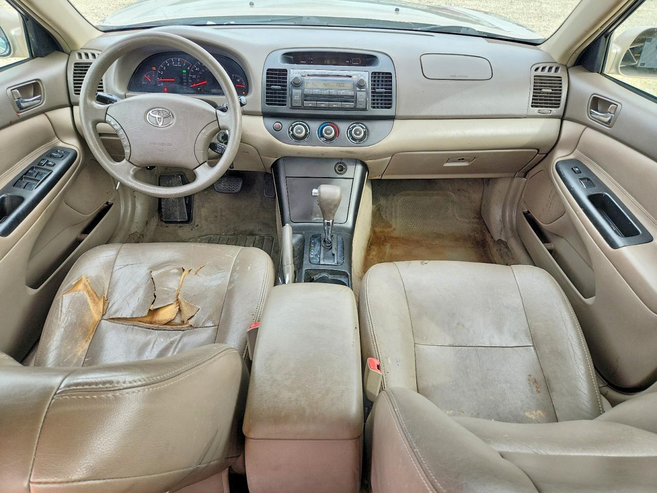 2006 TOYOTA CAMRY LE photo 8