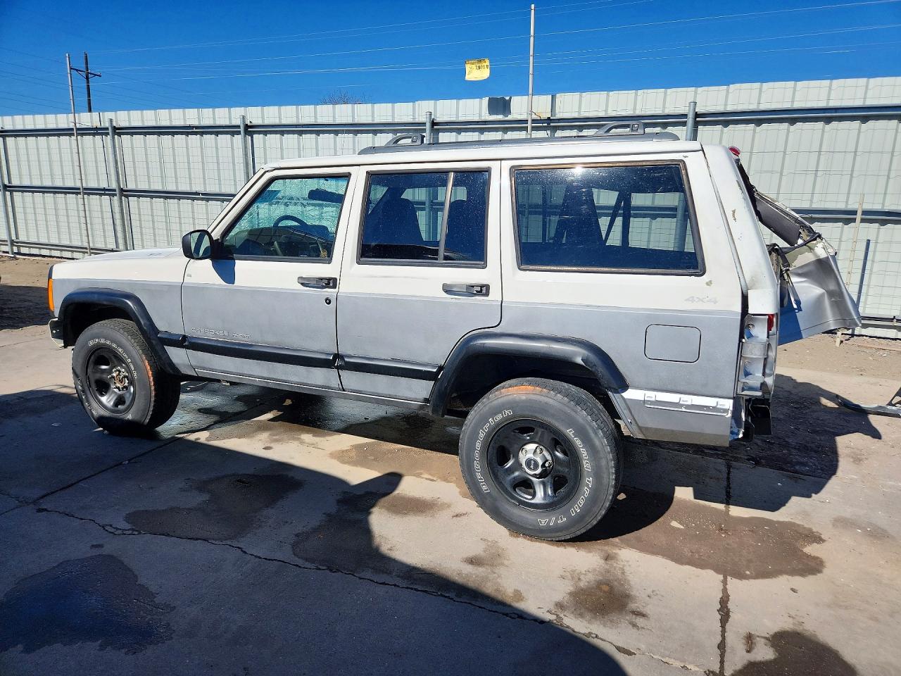 1999 JEEP CHEROKEE SPORT photo 4