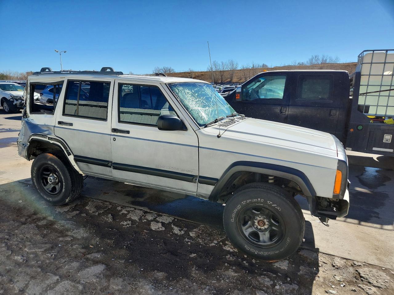 1999 JEEP CHEROKEE SPORT photo 10