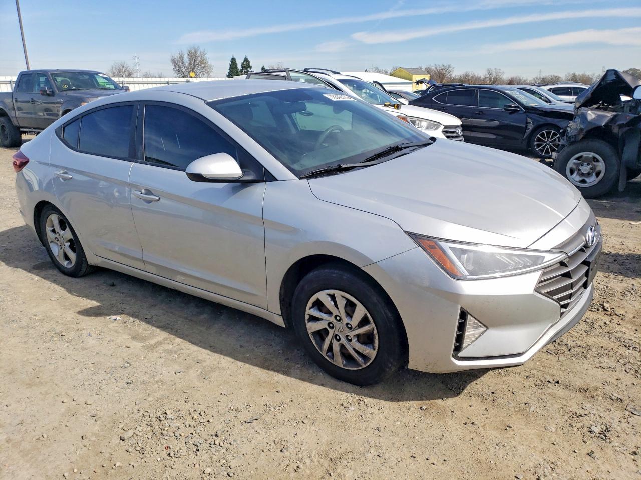 2019 HYUNDAI ELANTRA SE photo 4