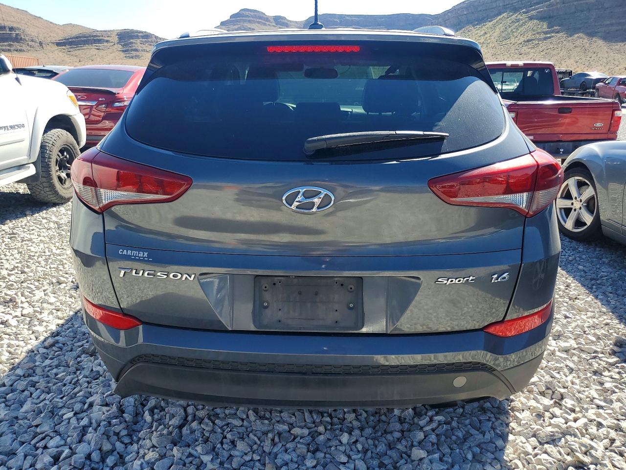 2017 HYUNDAI TUCSON photo 6