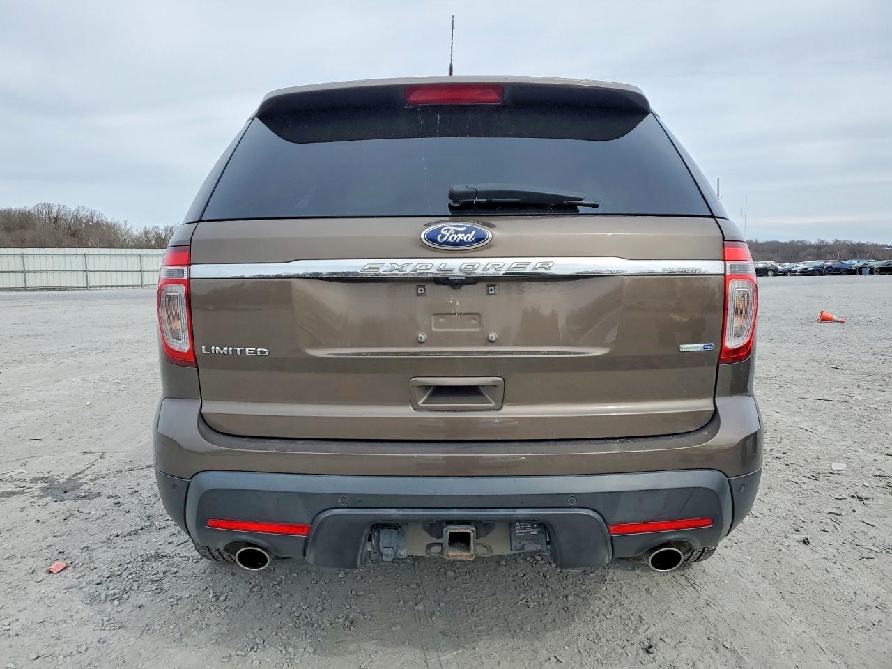 2015 FORD EXPLORER LIMITED photo 16