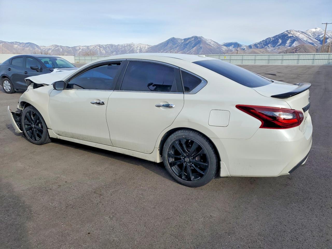 2018 NISSAN ALTIMA 2.5 SR photo 4