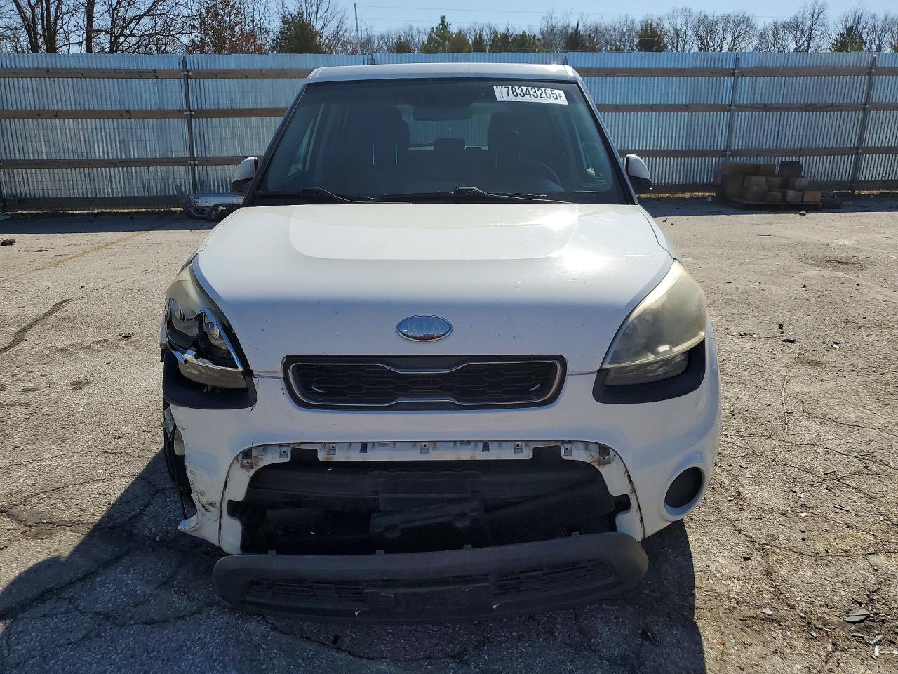 2013 KIA SOUL + photo 9
