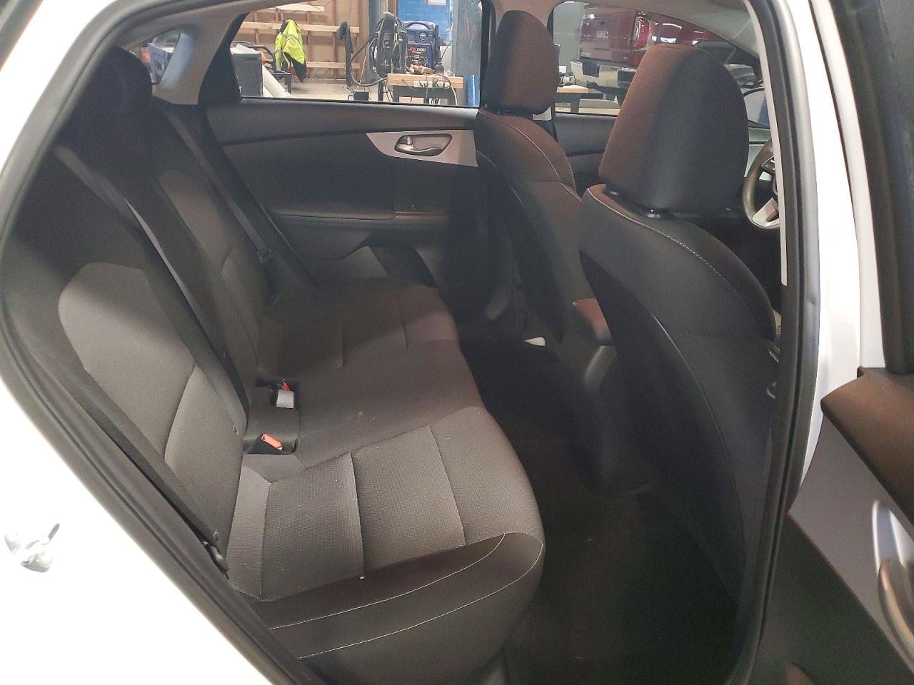 2024 KIA FORTE LX photo 19