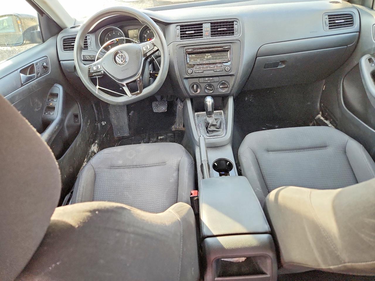 2015 VOLKSWAGEN JETTA BASE photo 8