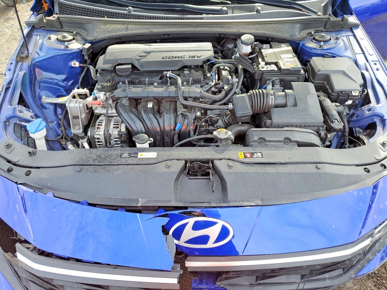 2024 HYUNDAI ELANTRA SEL photo 11