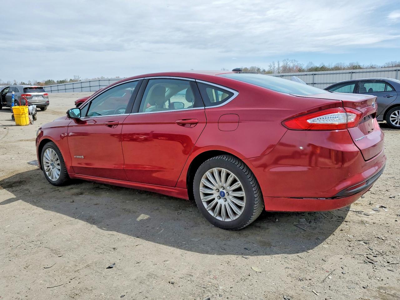 2013 FORD FUSION SE HYBRID photo 2