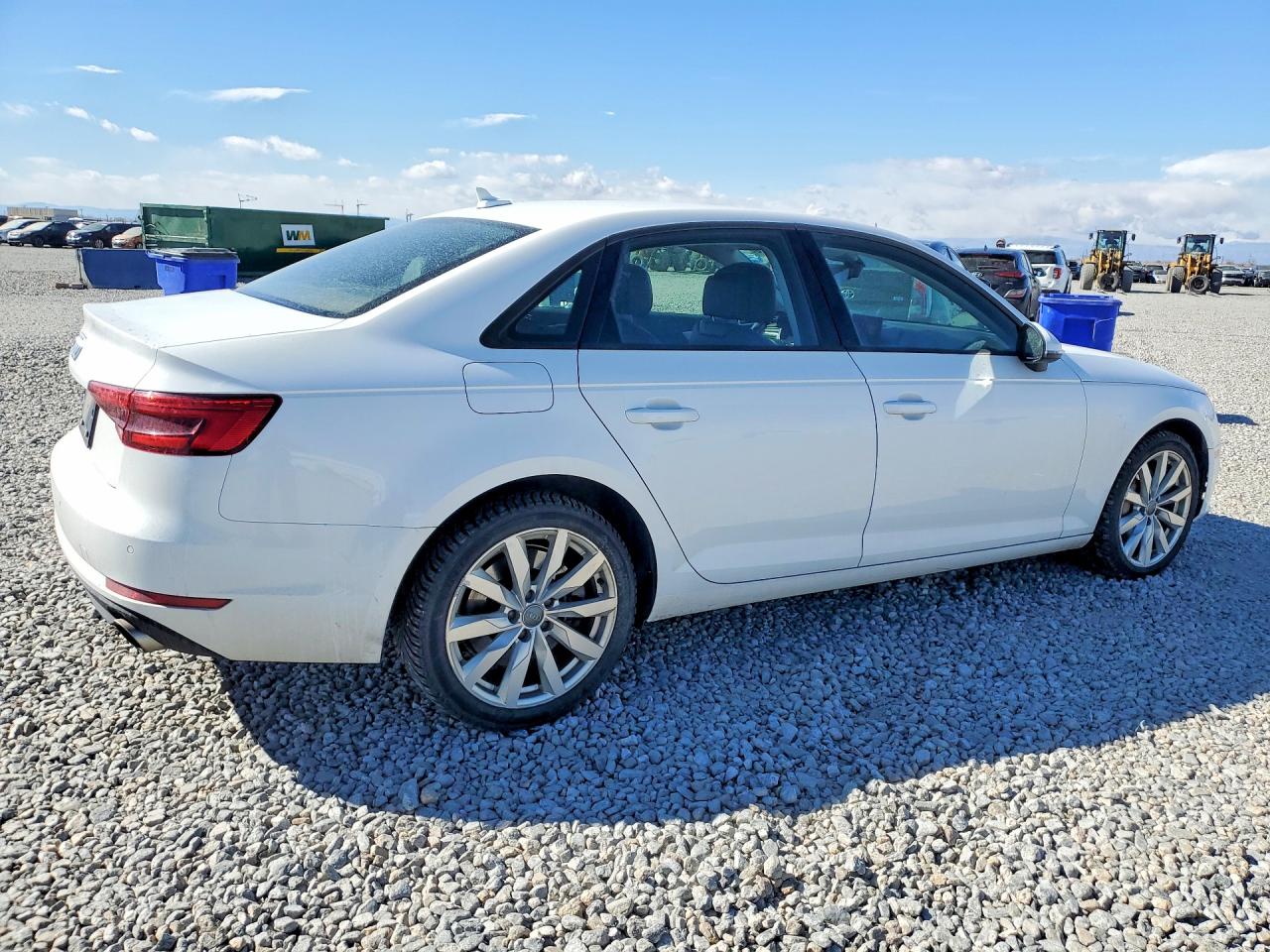 2017 AUDI A4 PREMIUM photo 3