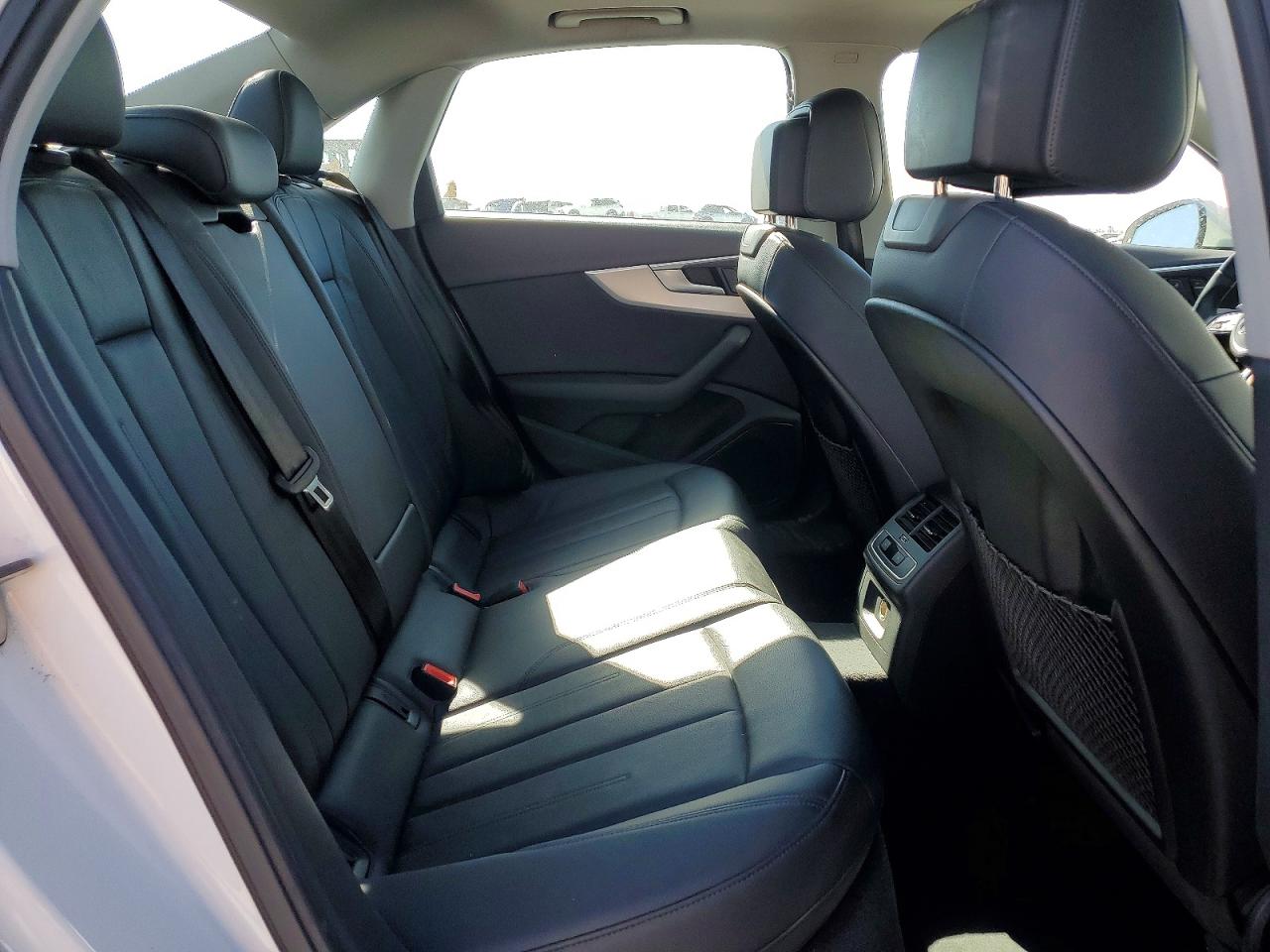 2017 AUDI A4 PREMIUM photo 10
